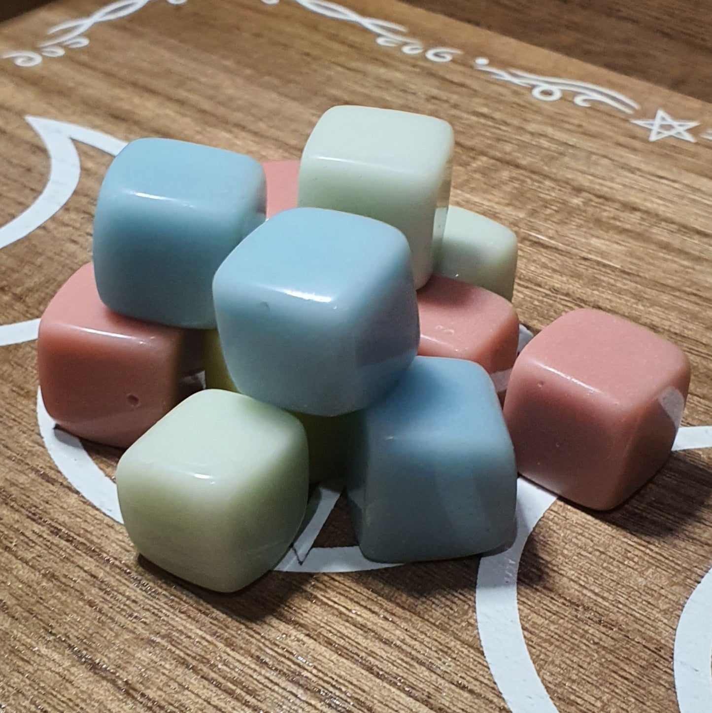 Luminous Cubes *Assorted Colours*