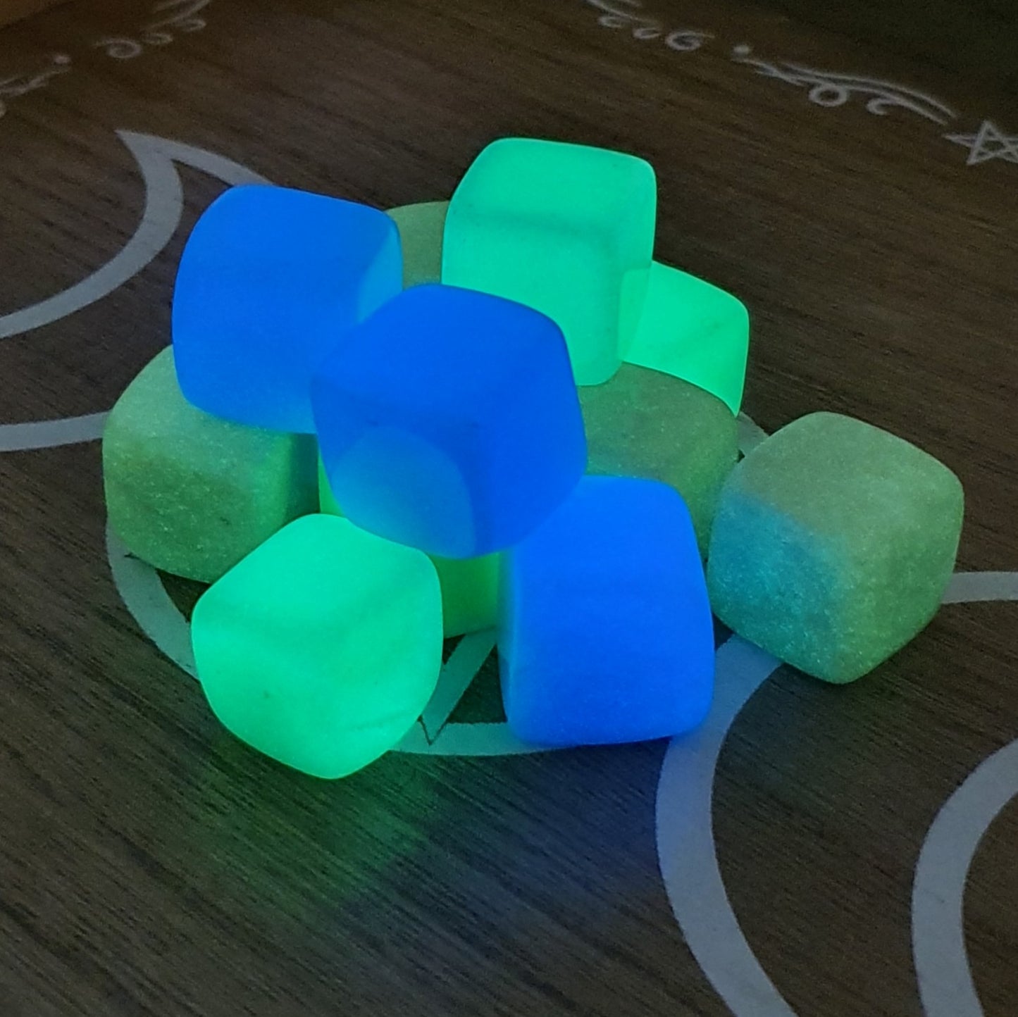 Luminous Cubes *Assorted Colours*