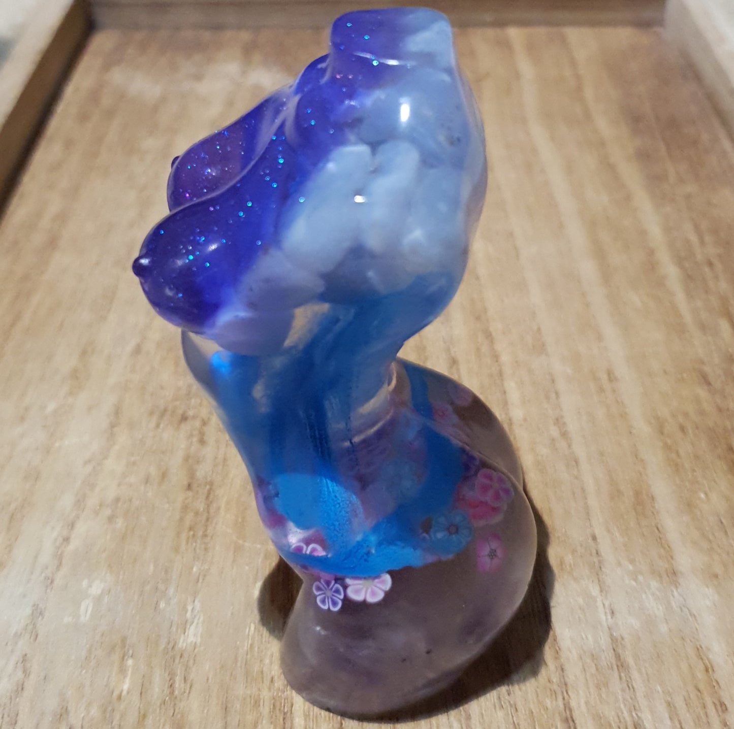 Blue Lace Agate & Amethyst Resin Lady Bodice.