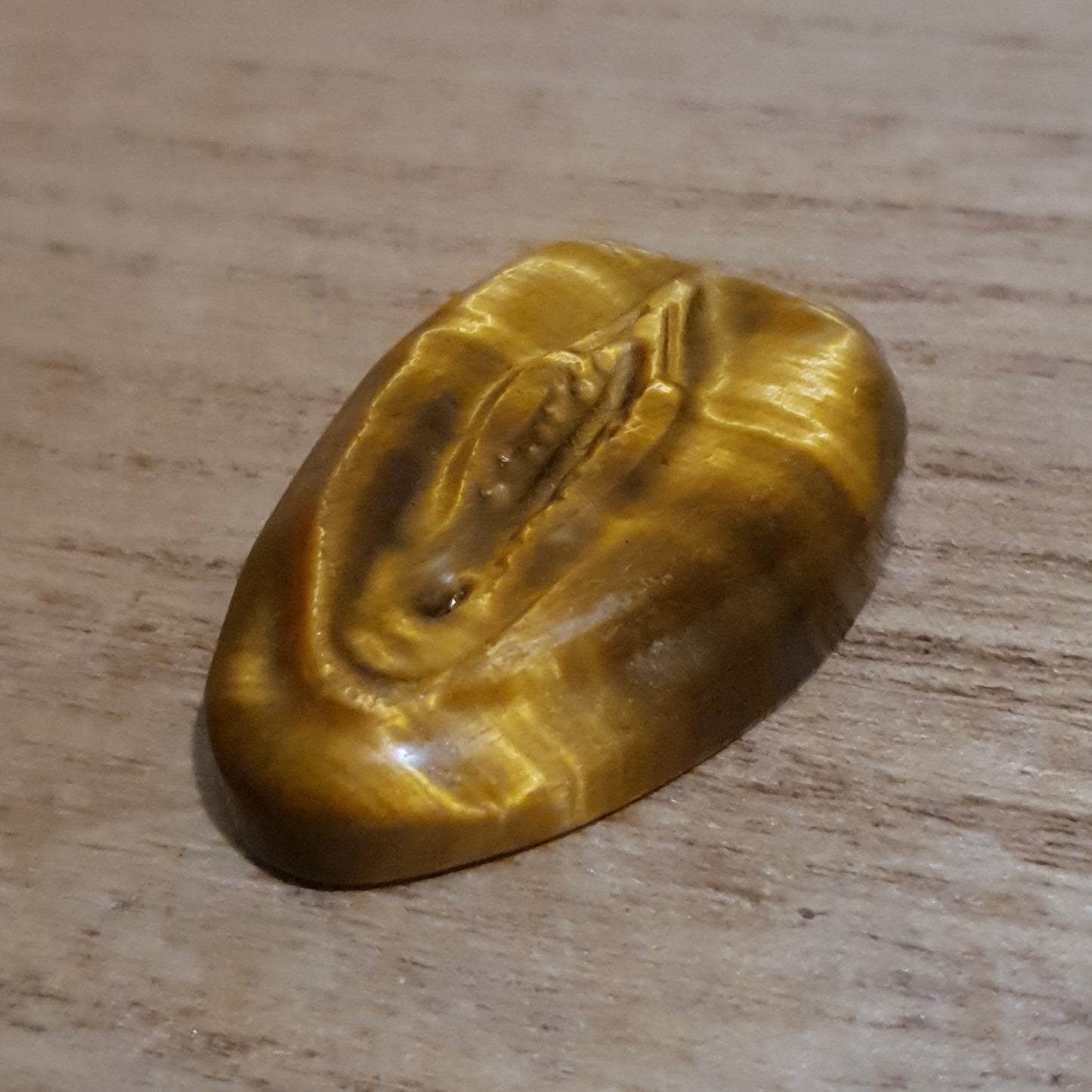 Tigers Eye Lady Part. Crystal Vagina Carving.