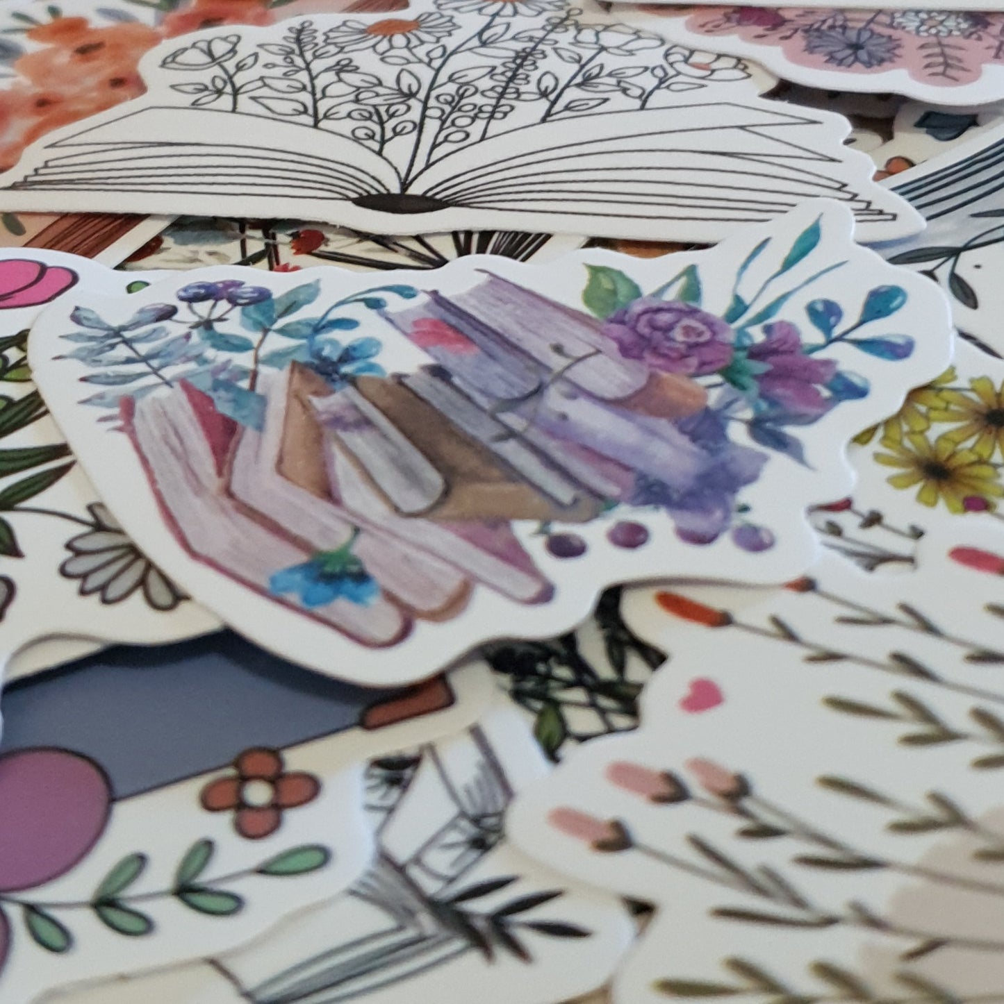 Floral Book Stickers. 10 Pack of Floral Book Themed Stickers.