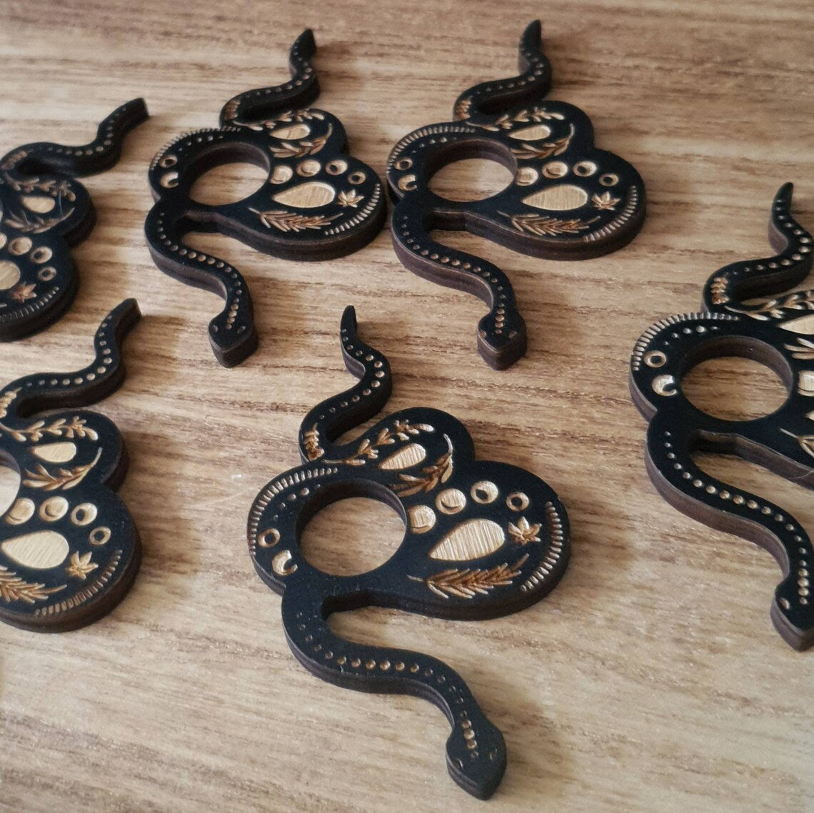 Moon Phase Snake Sphere Holder.