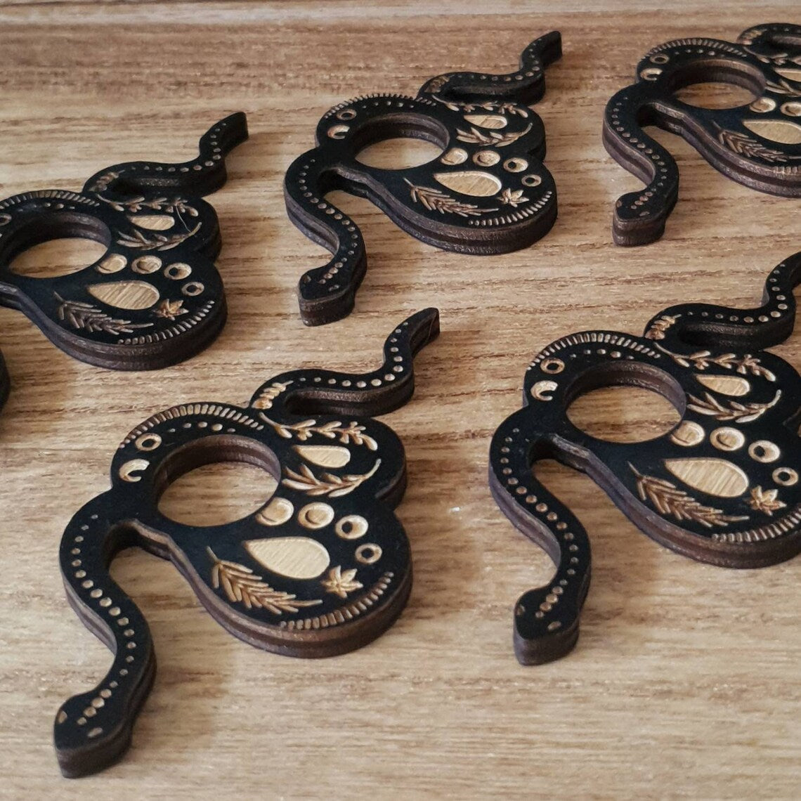 Moon Phase Snake Sphere Holder.