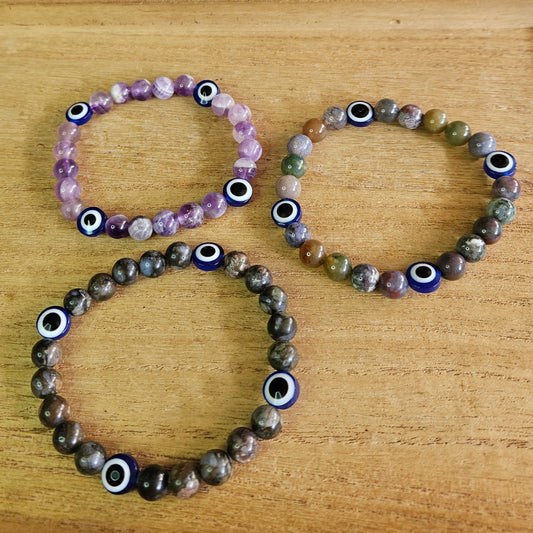 Hand-made Evil Eye Stretch Bracelet. *Comes in Assorted Materials*