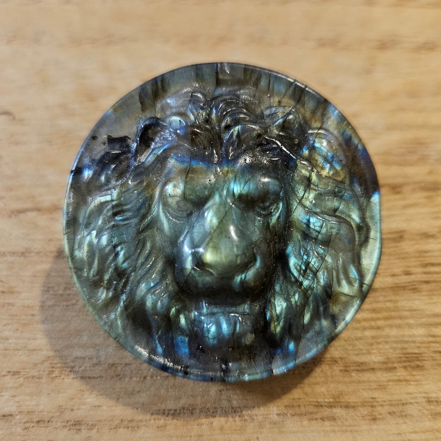 Labradorite Lion Face Flat Carving.