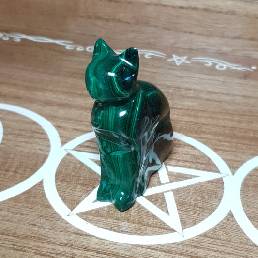 Malachite Kitty Cat Carving.