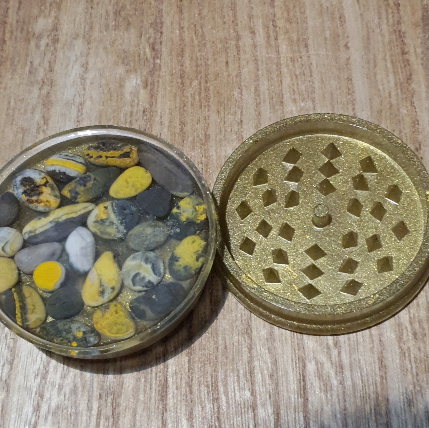 Bumblebee Jasper Grinder.