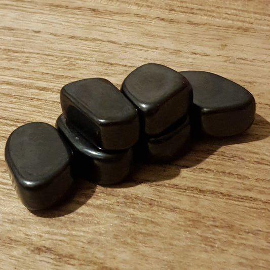 Magnetic Hematite Tumble.