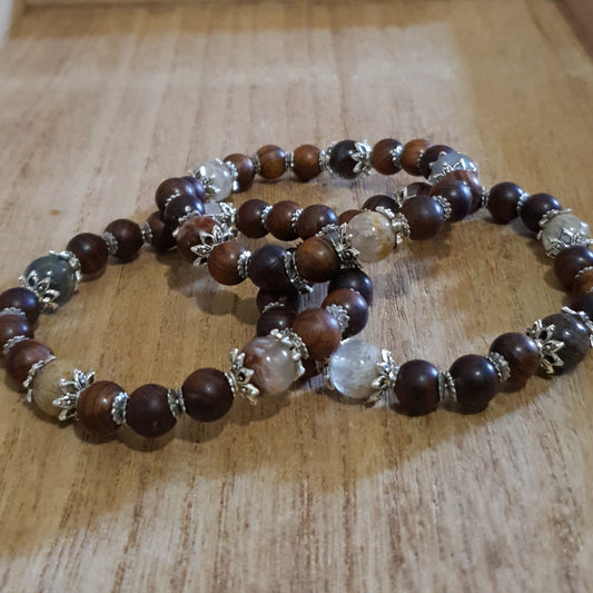 Garden Quartz & Wood Bead Stretch Bracelet.