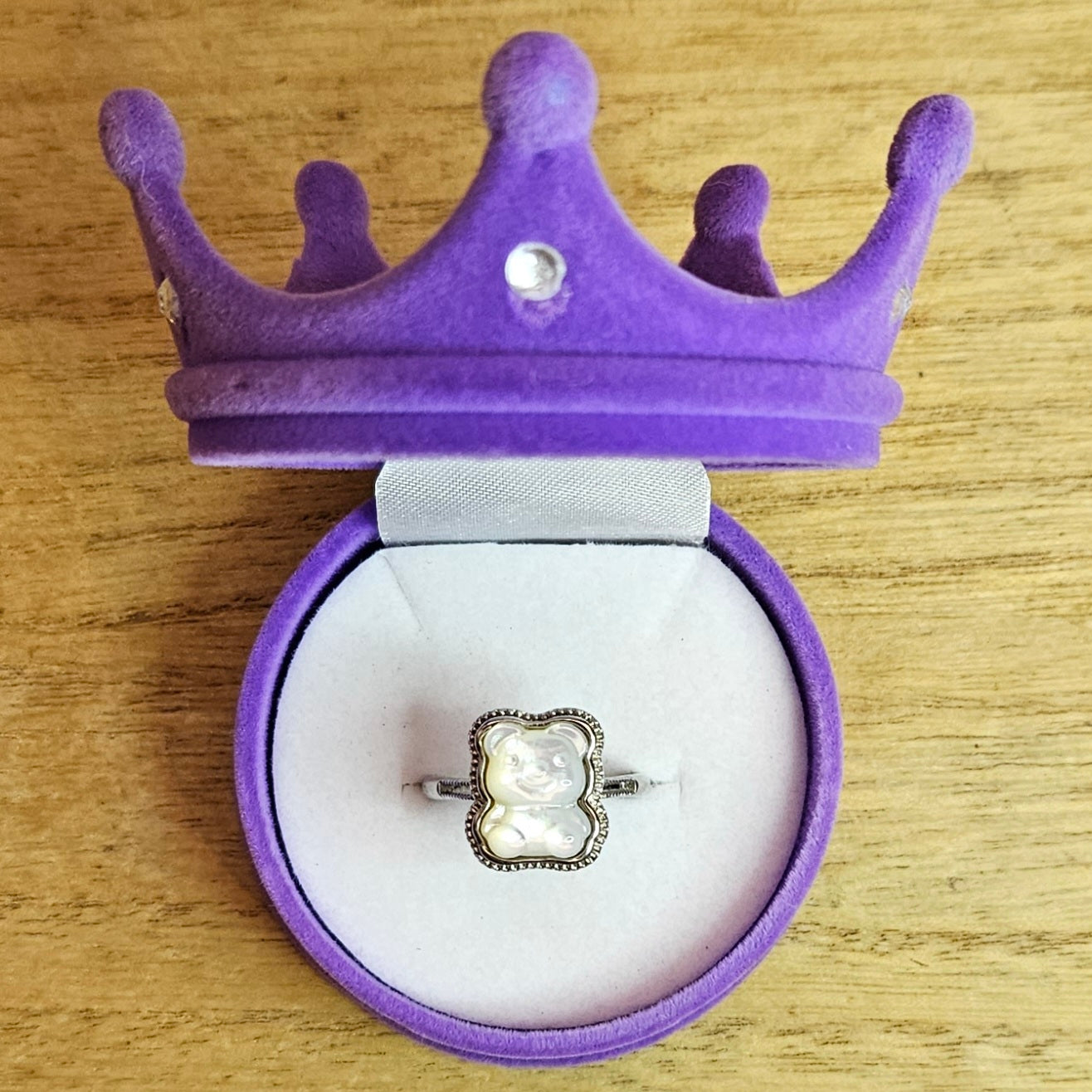 Mother of Pearl Bear Adjustable Ring.