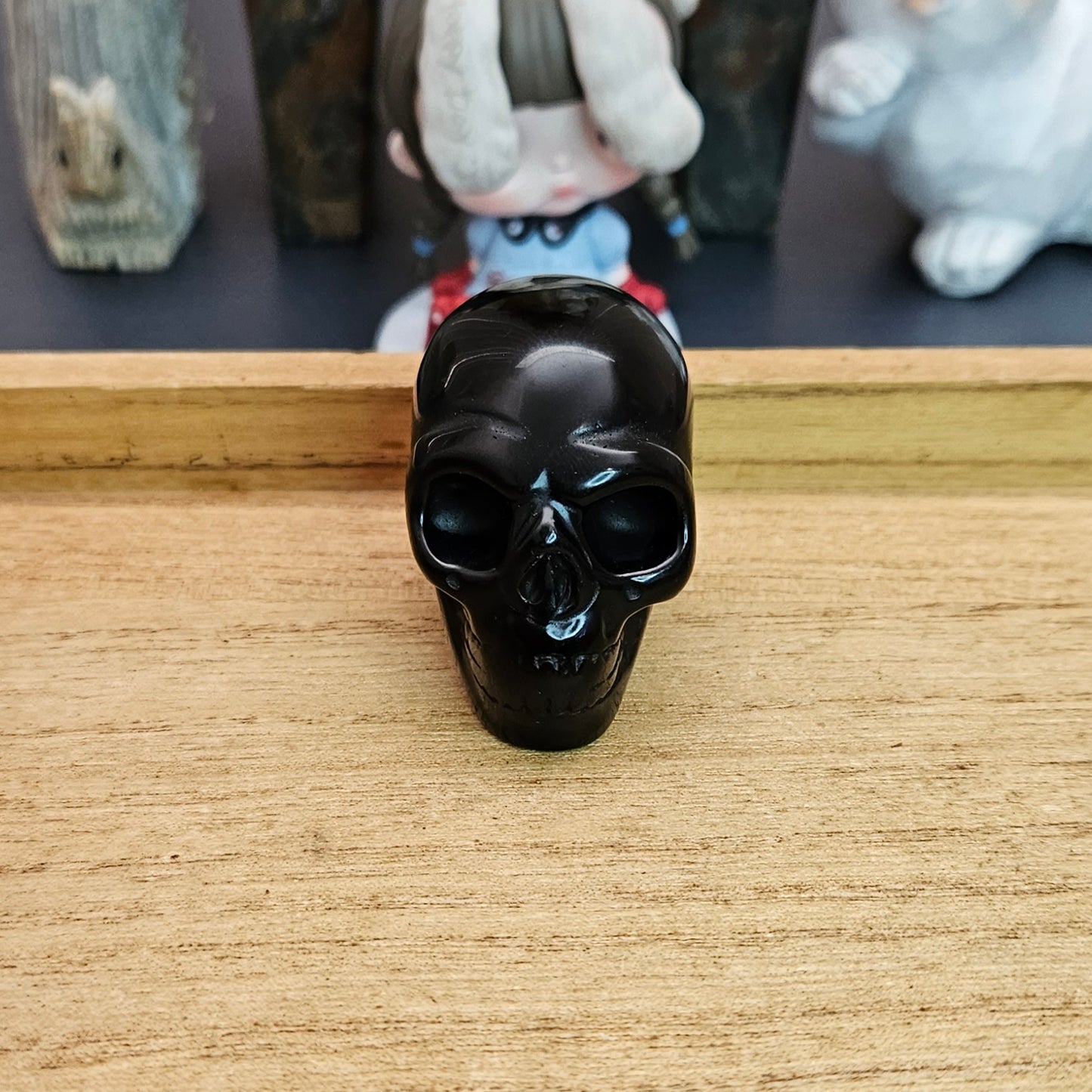 Obsidian Skull Carving.