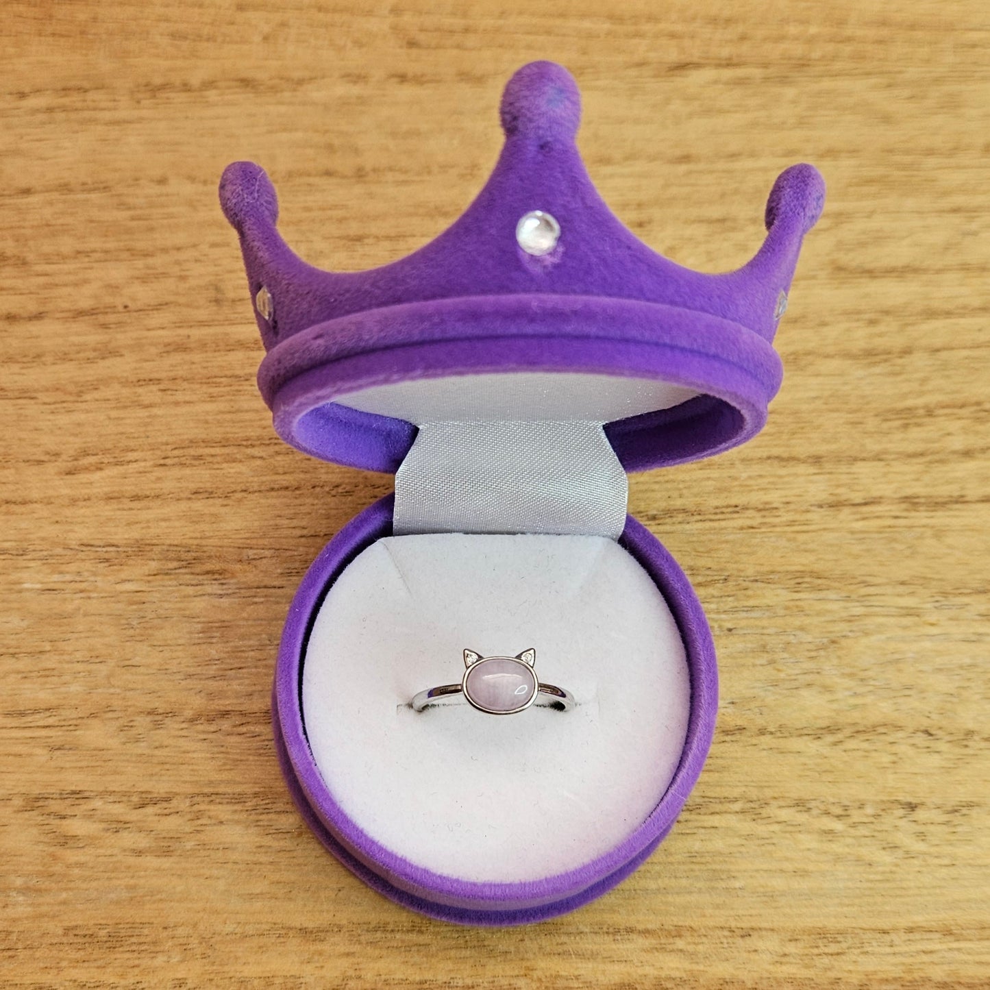 Kunzite Cat Adjustable Ring.