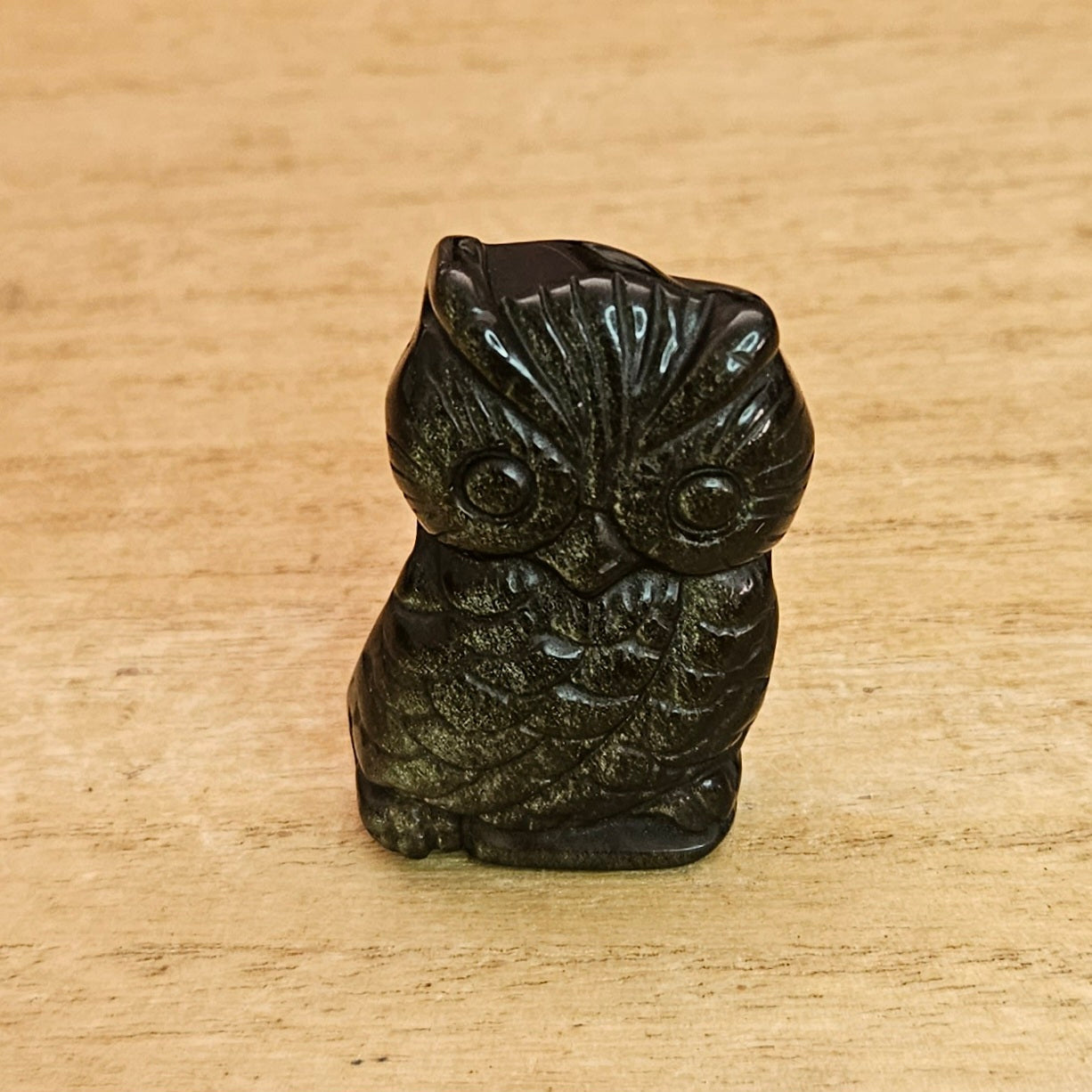 Cute Owl Flat Carving. Comes in assorted materials. *Sold Separately*
