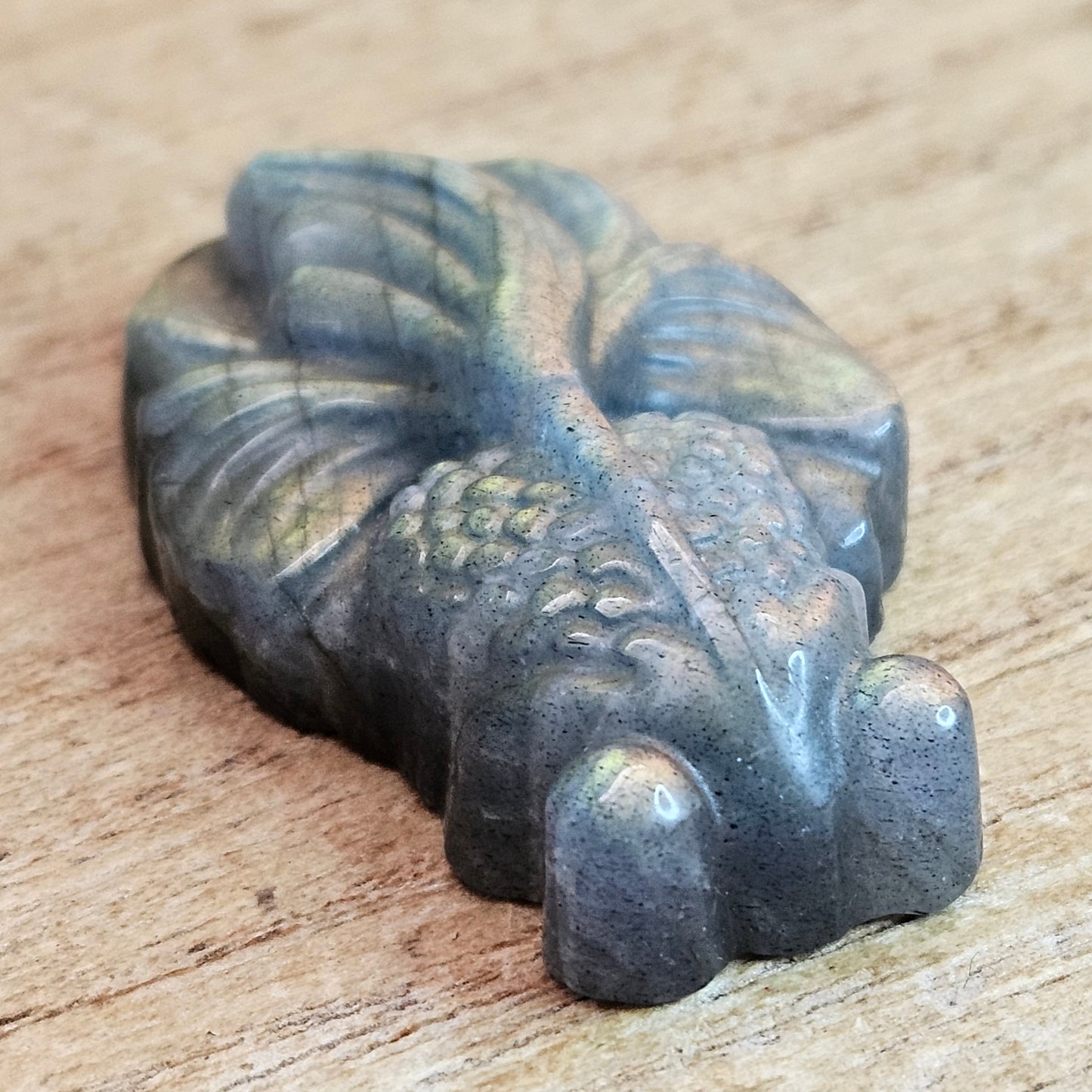Sunset Labradorite Goldfish Flat Carving.