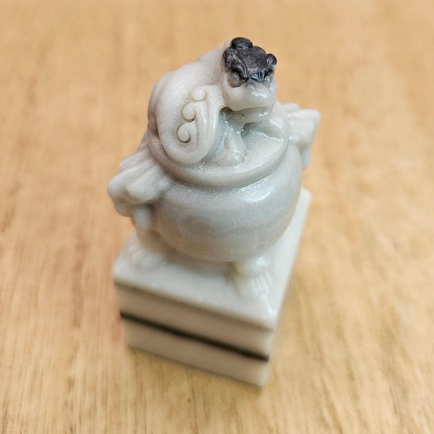 Taiji Jade Bixie Pot Carving.