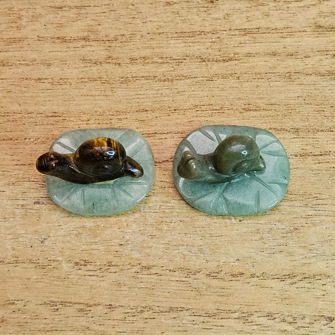 Snail on a Leaf Carving. *Comes in Assorted Materials* *Sold Separately*