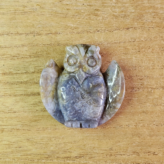 Moss Agate Owl Carving.