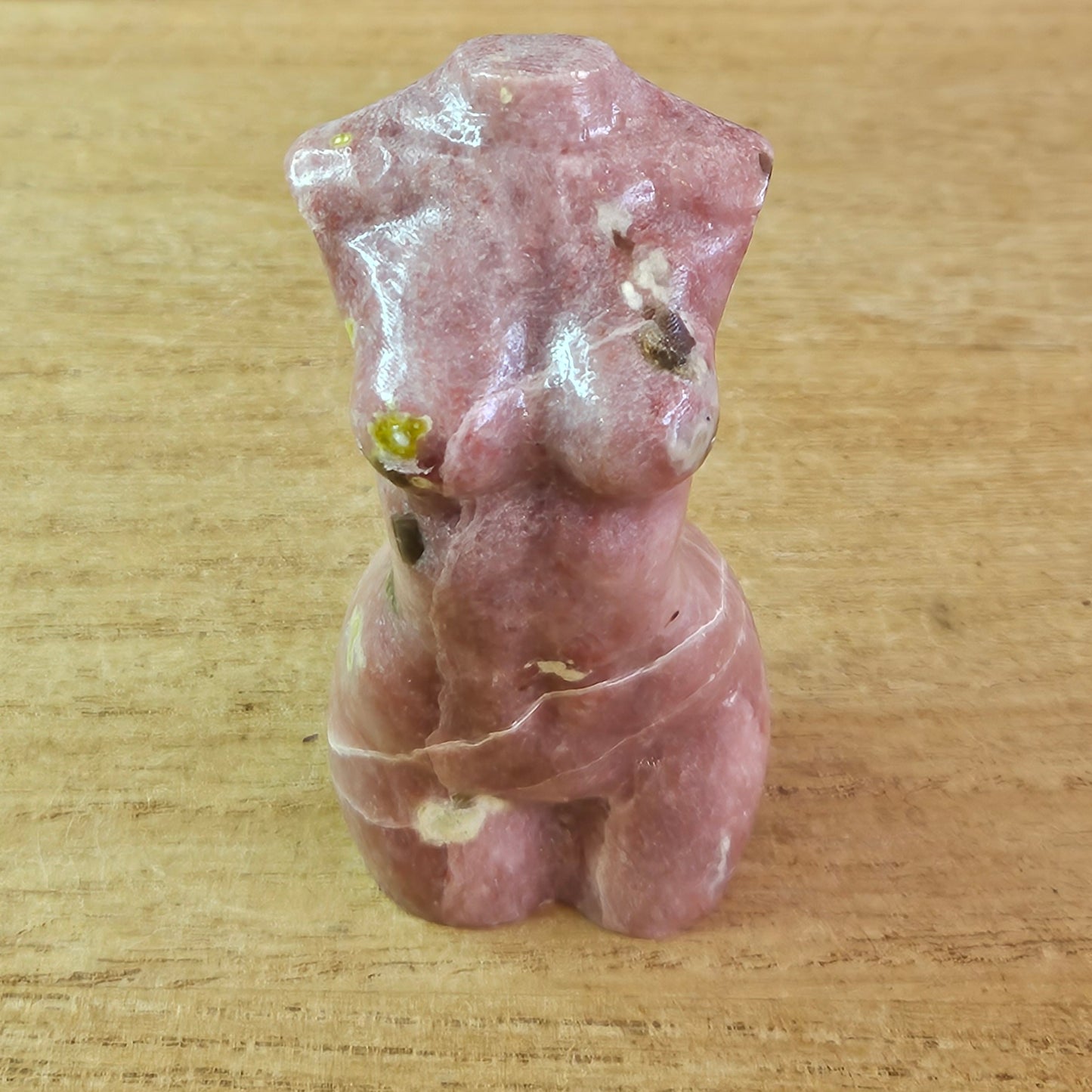 Red Guava Quartz Lady Body Carving.