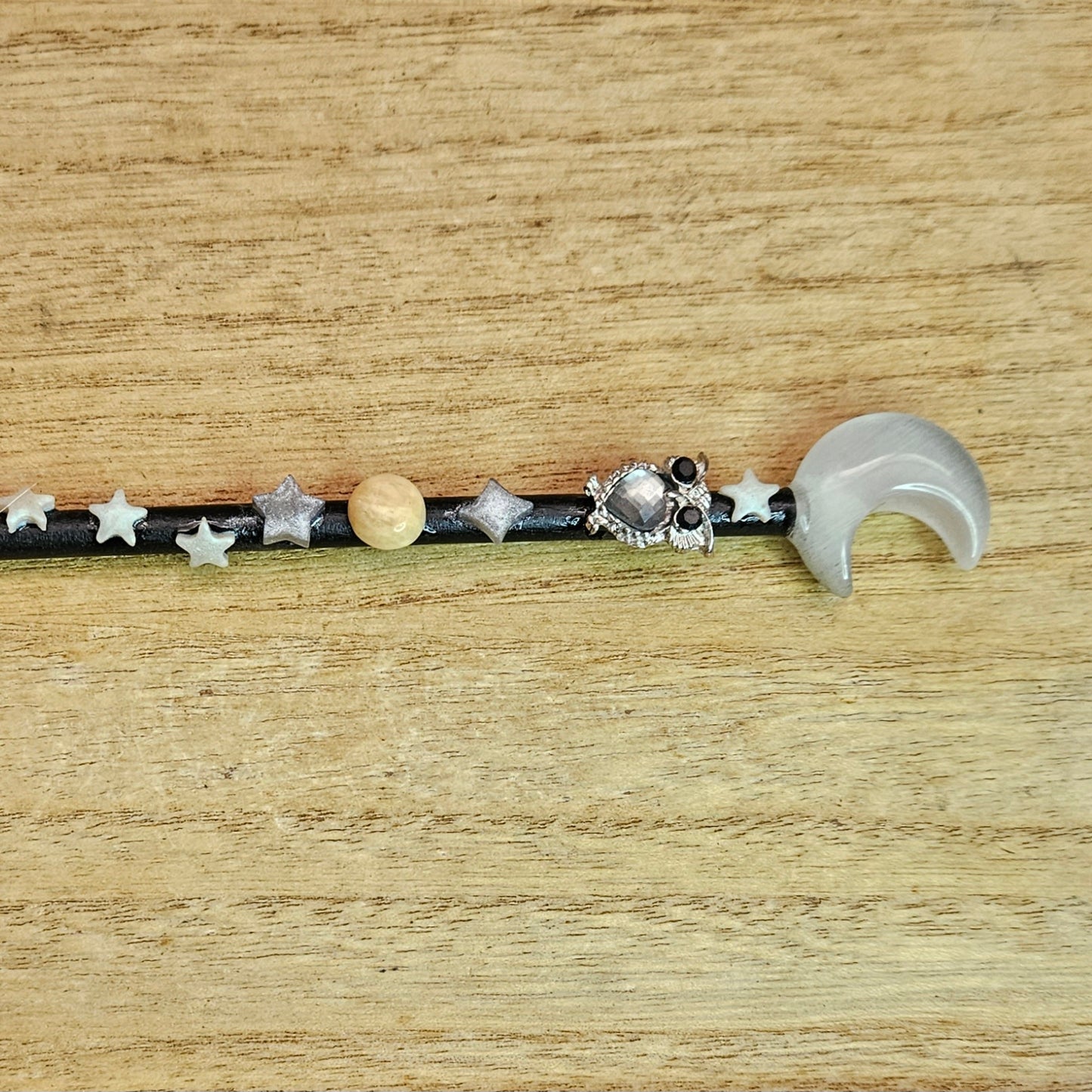 Black Moon Owl Wand. Silver Cats Eye.
