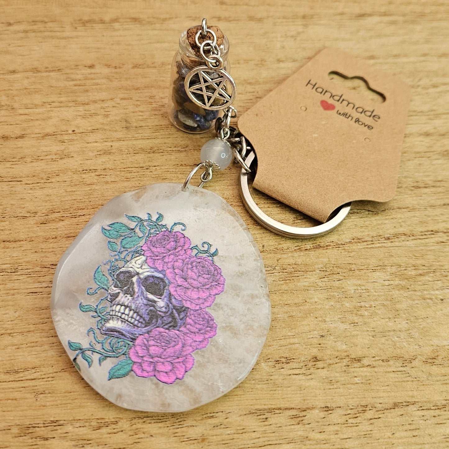 Skull Agate Slice & Crystal Chip Bottle Keychain.