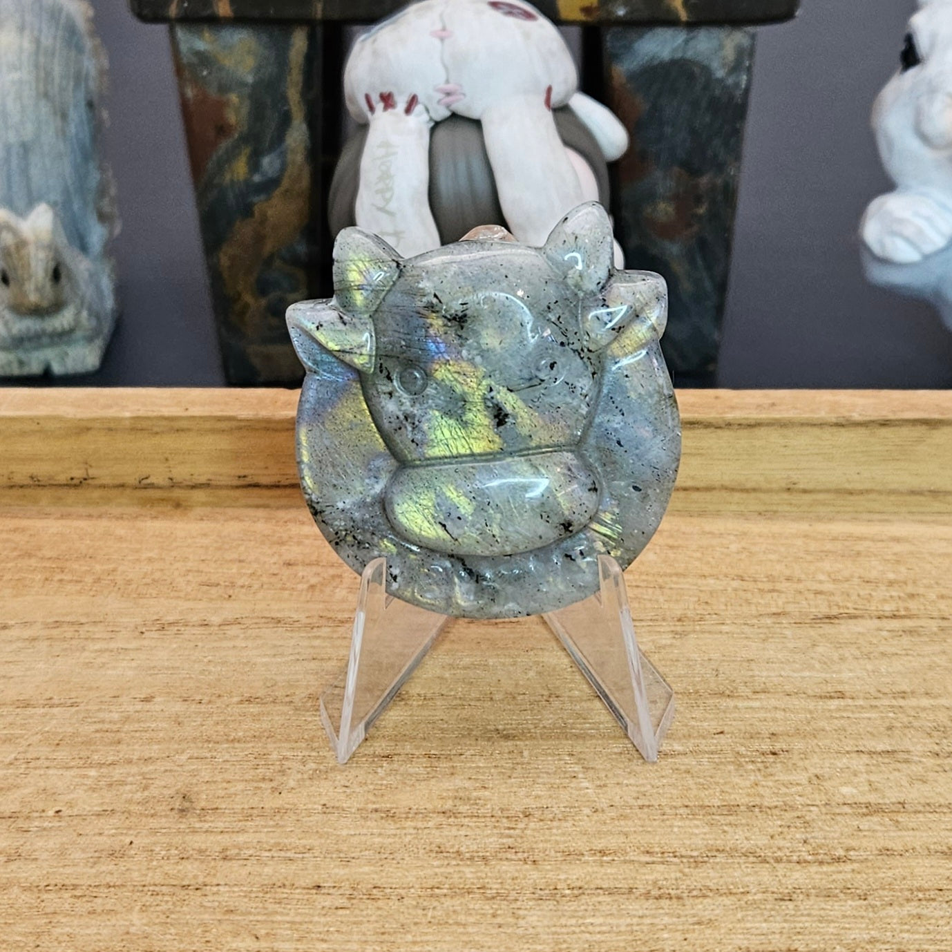 Sunset Labradorite Taurus Bull Flat Carving.