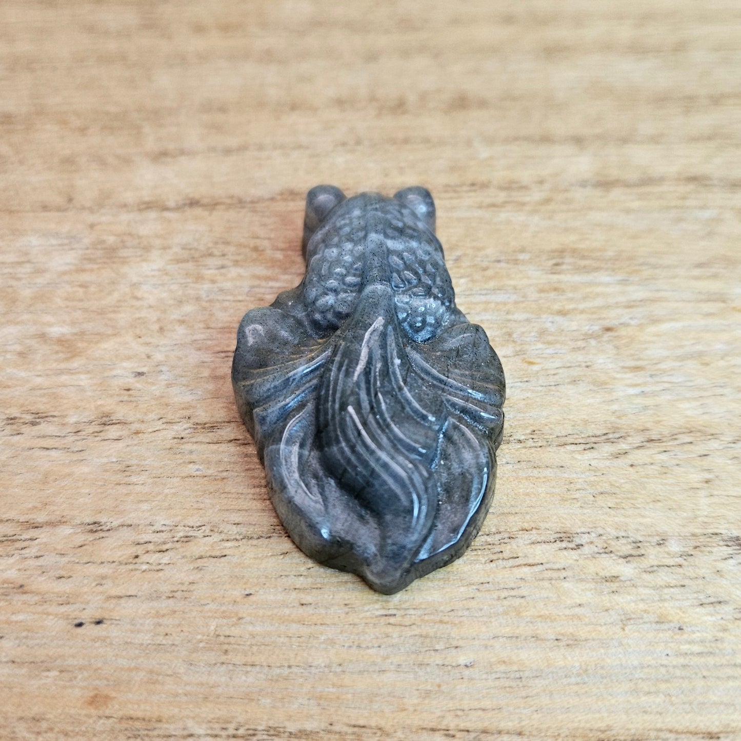 Sunset Labradorite Goldfish Flat Carving.