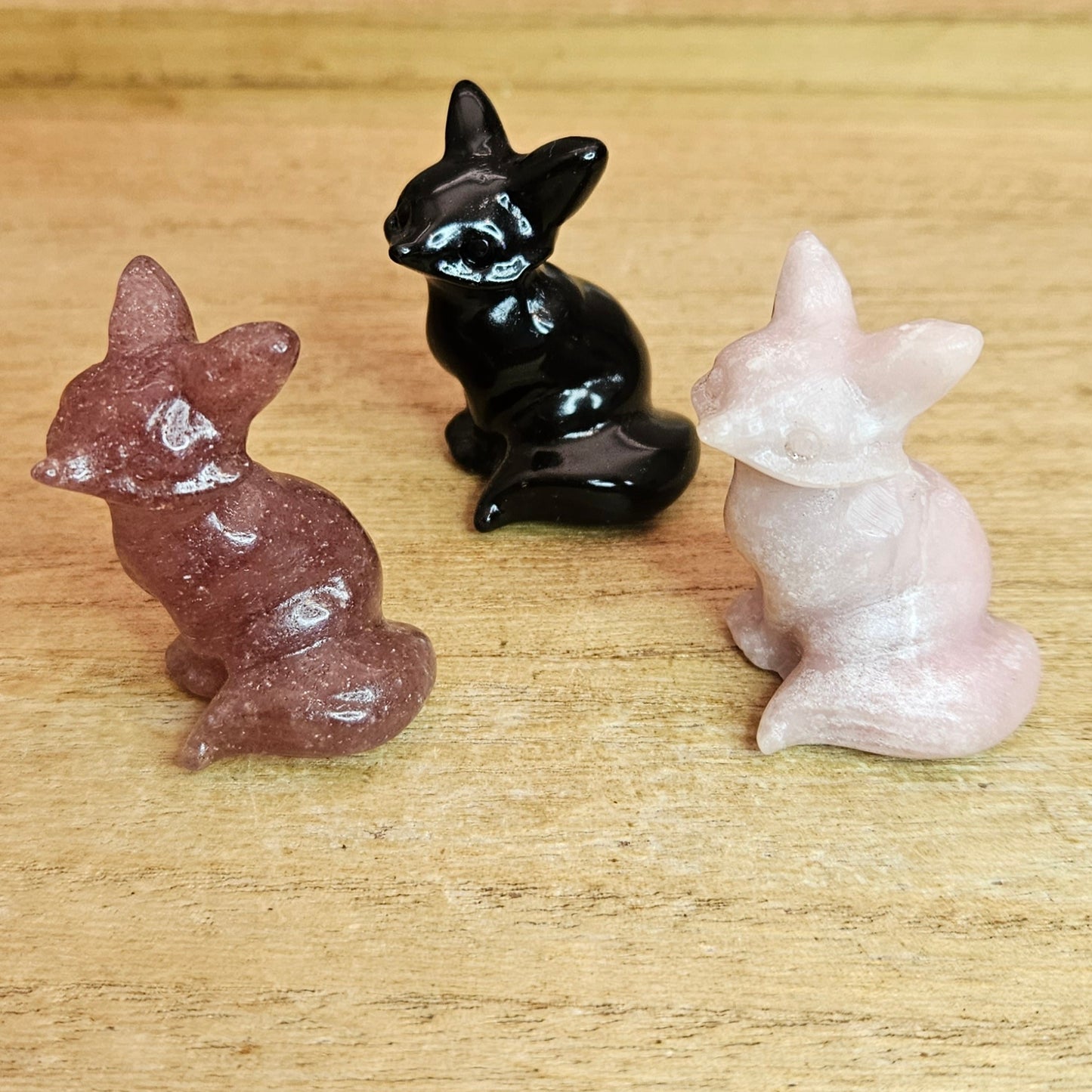 Sitting Fox Carving. *Comes in assorted materials* *Sold Separately*