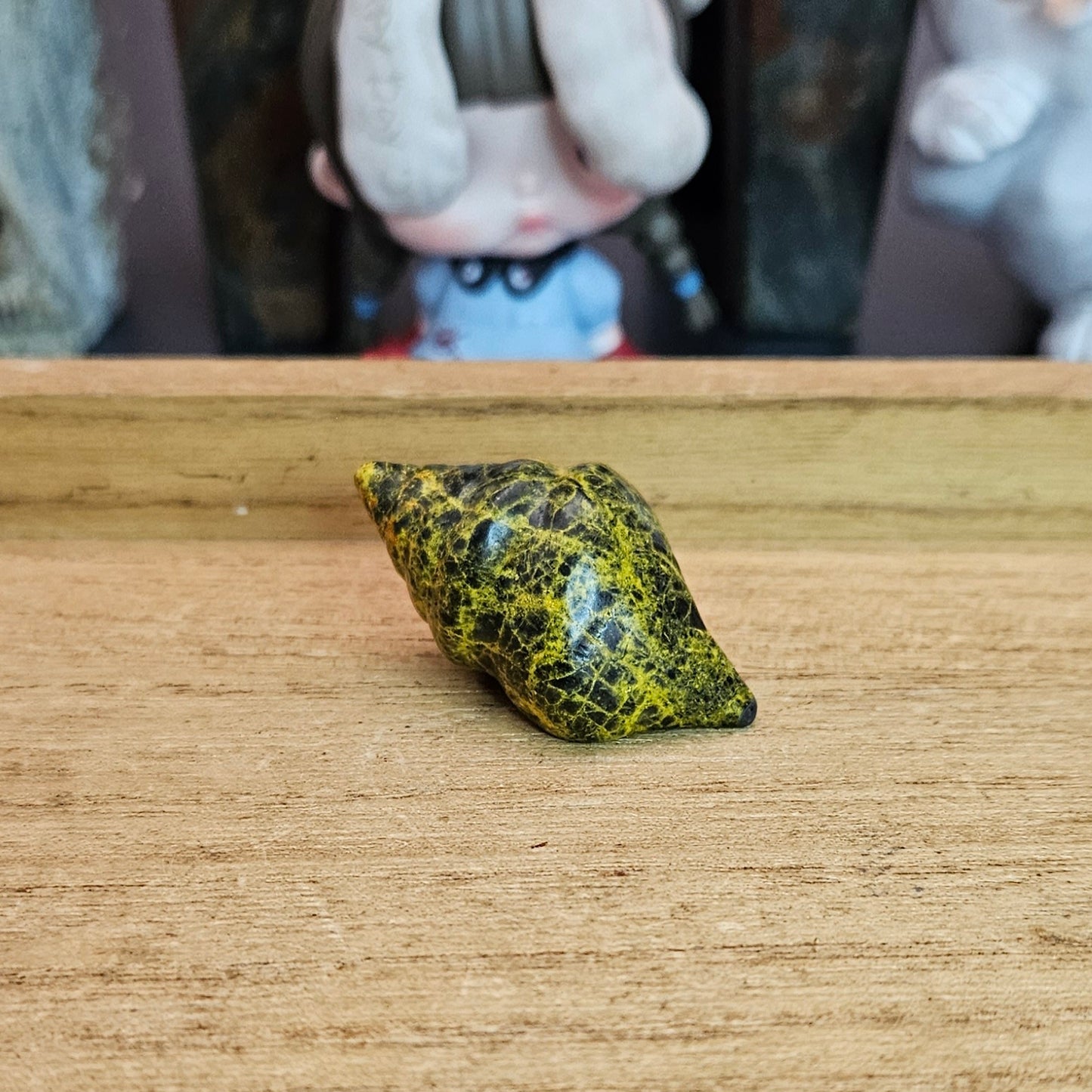 Realgar Seashell Carving.