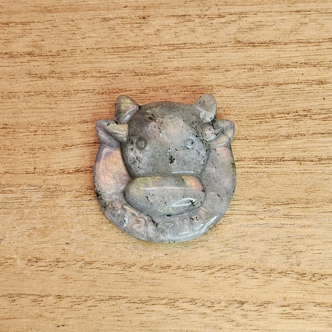 Sunset Labradorite Taurus Bull Flat Carving.