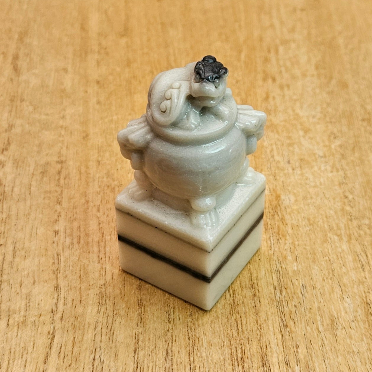 Taiji Jade Bixie Pot Carving.