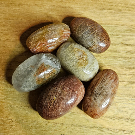 Thousand Layer Garden Quartz Tumble.