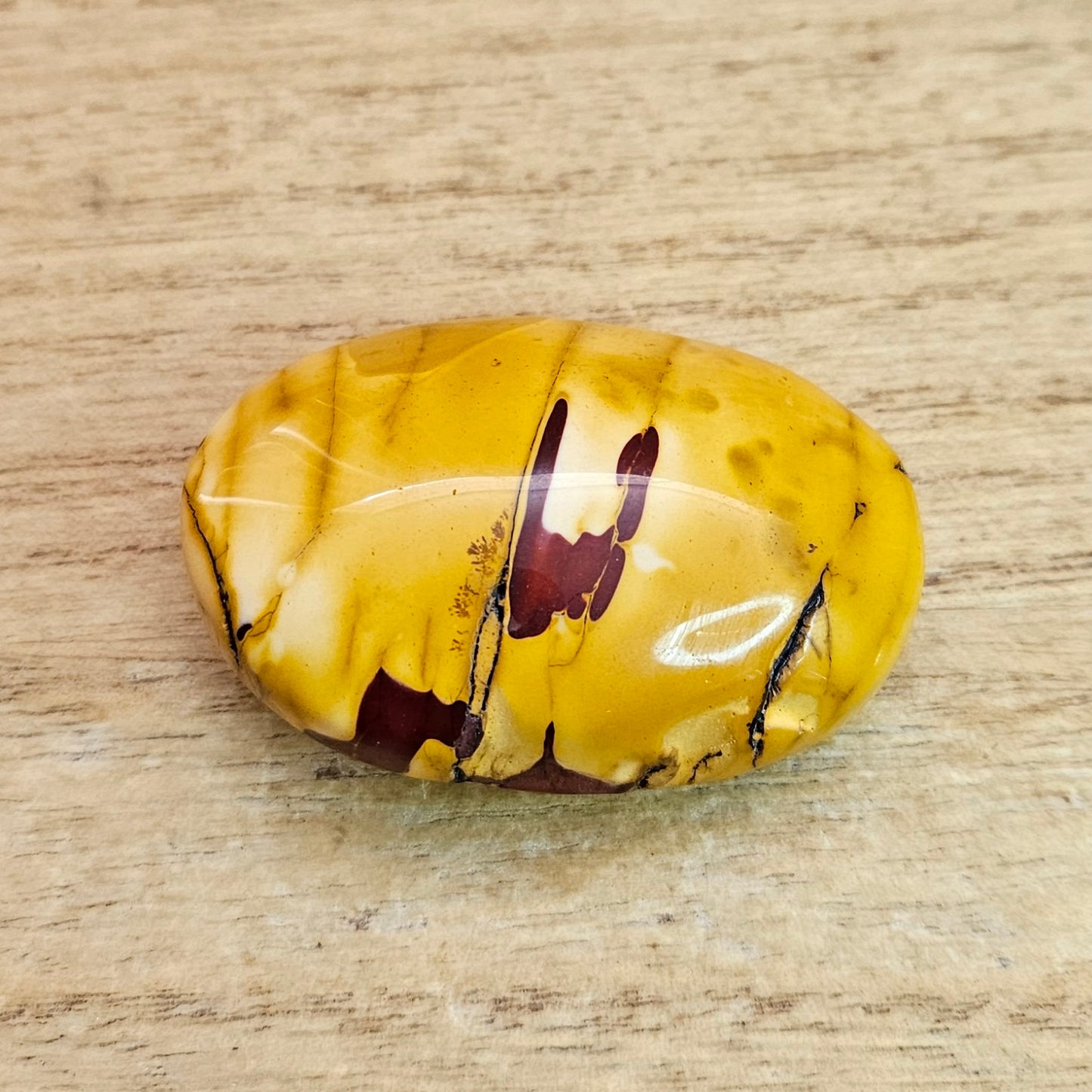 Mookaite Palmstone.