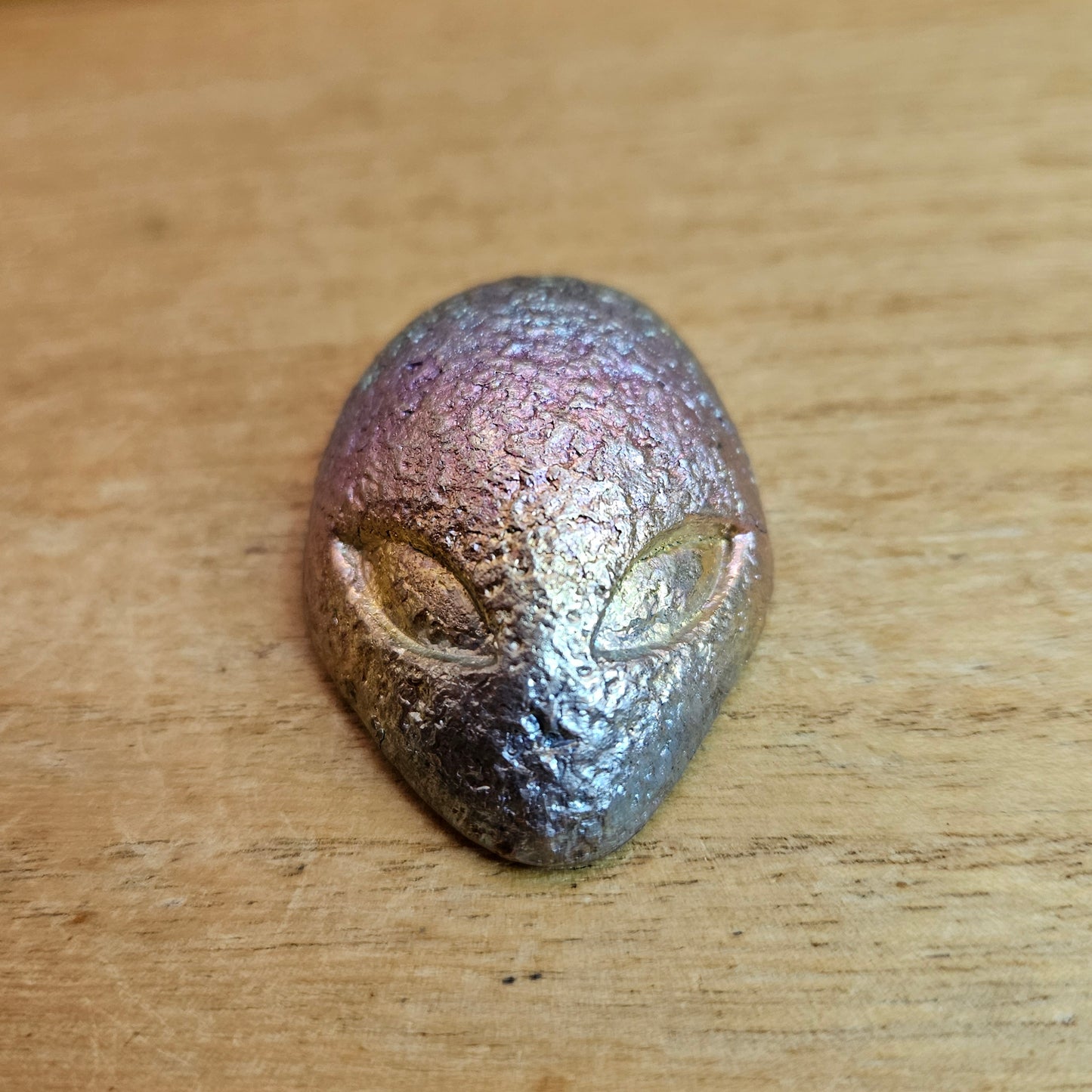 Bismuth Alien Head Smelted Carving.