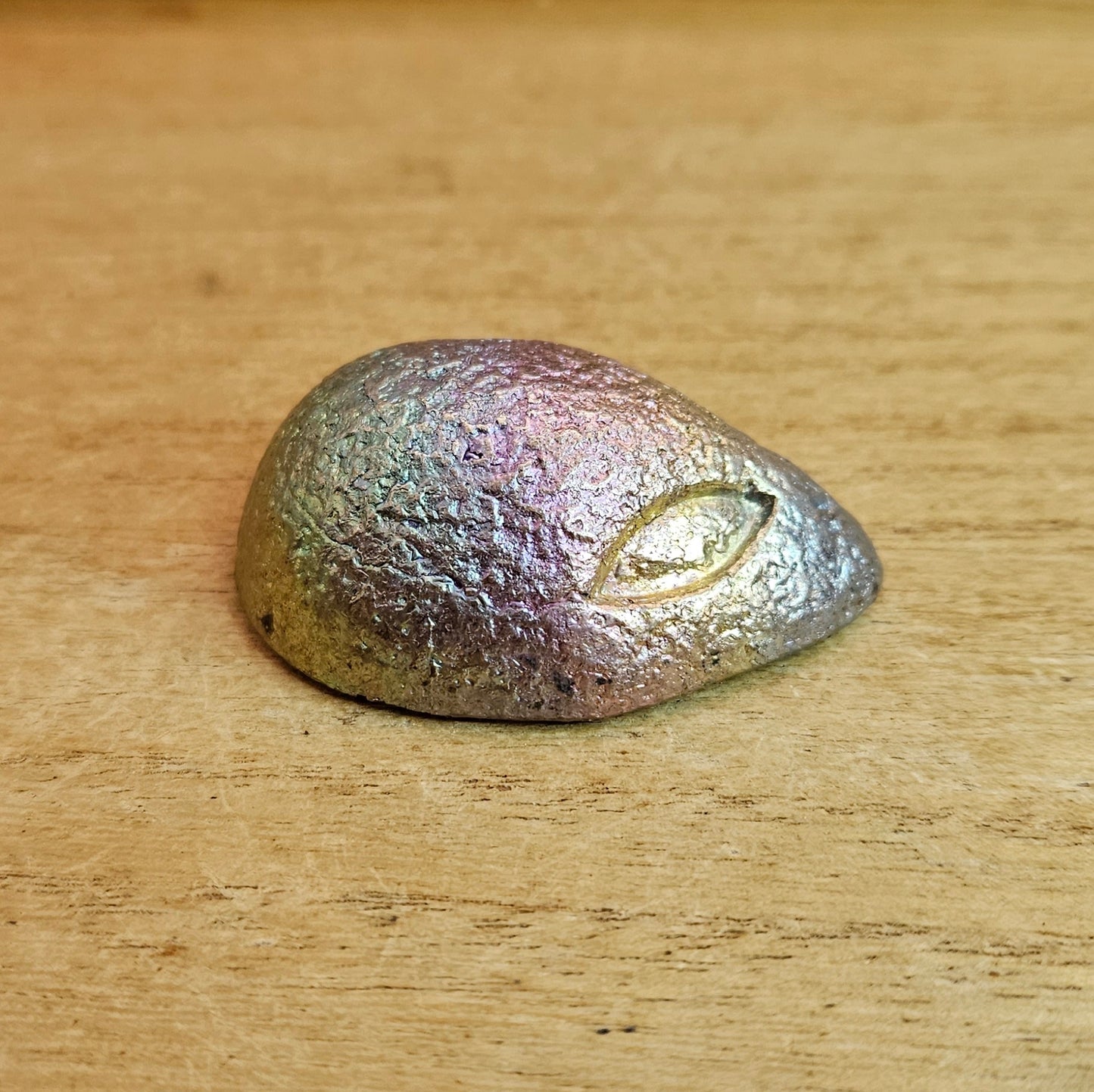 Bismuth Alien Head Smelted Carving.