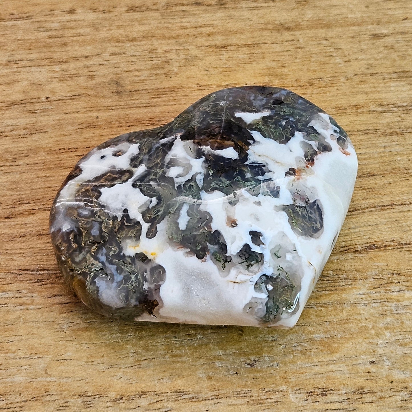 Moss Agate Heart Carving.