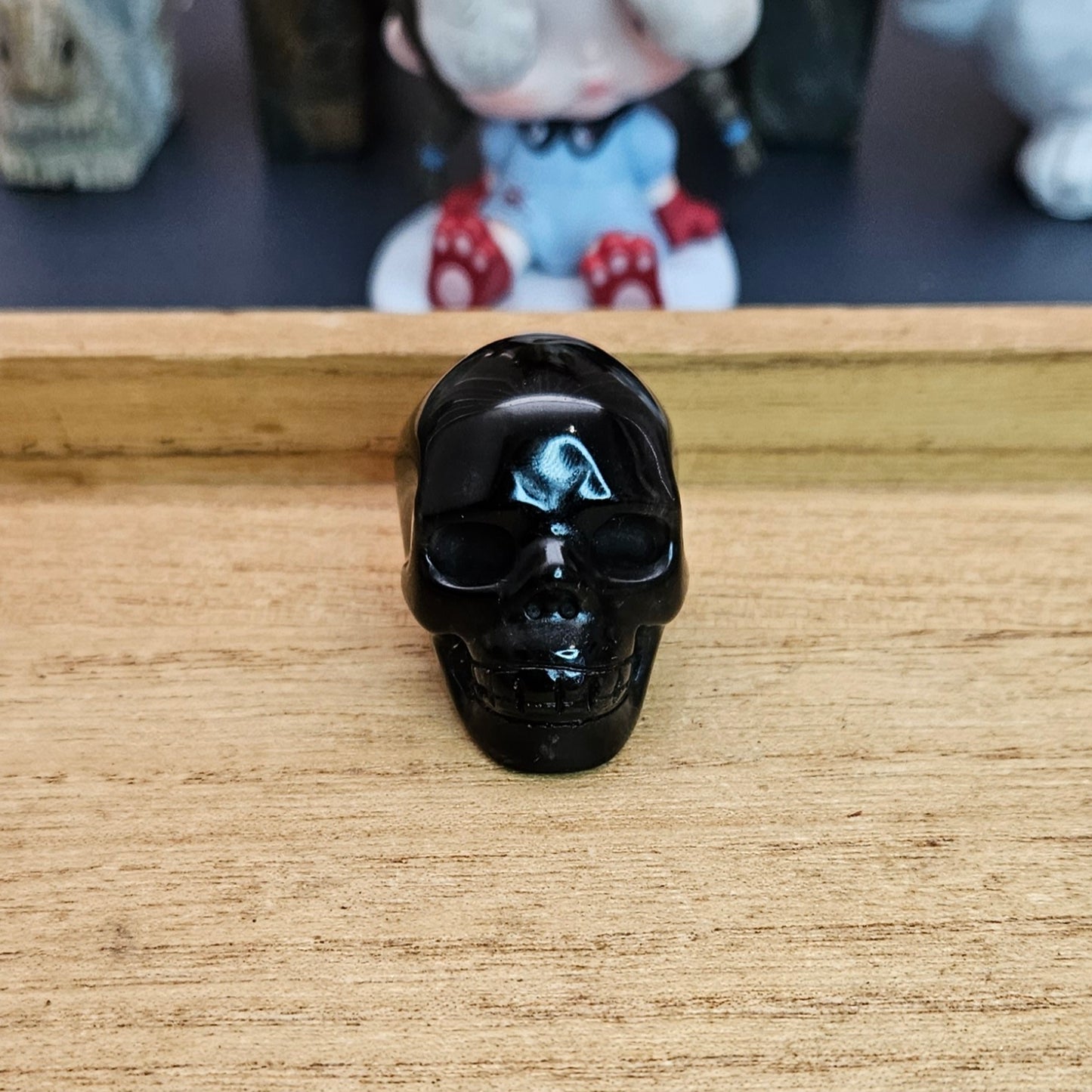 Obsidian Skull Carving.