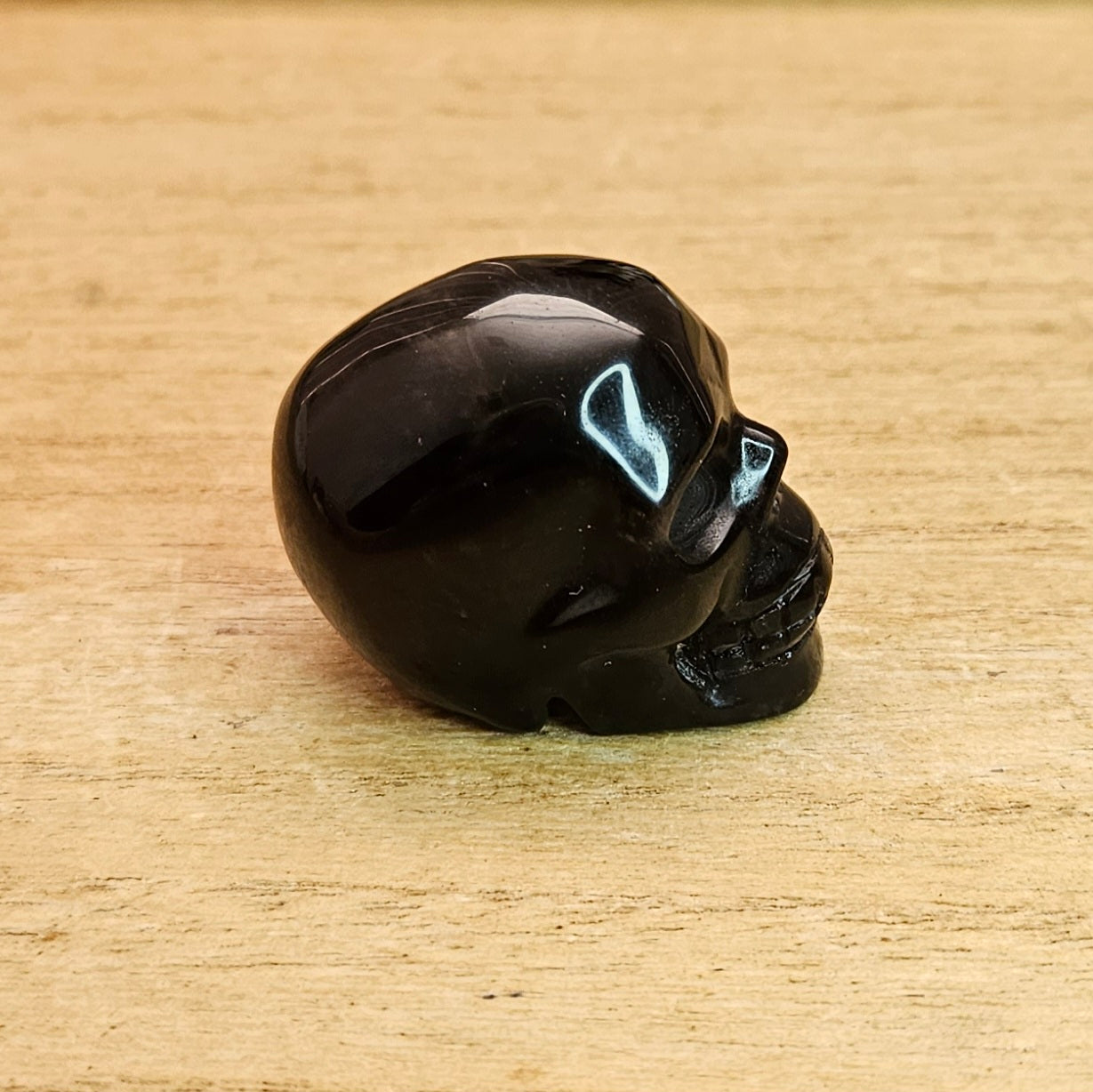 Obsidian Skull Carving.