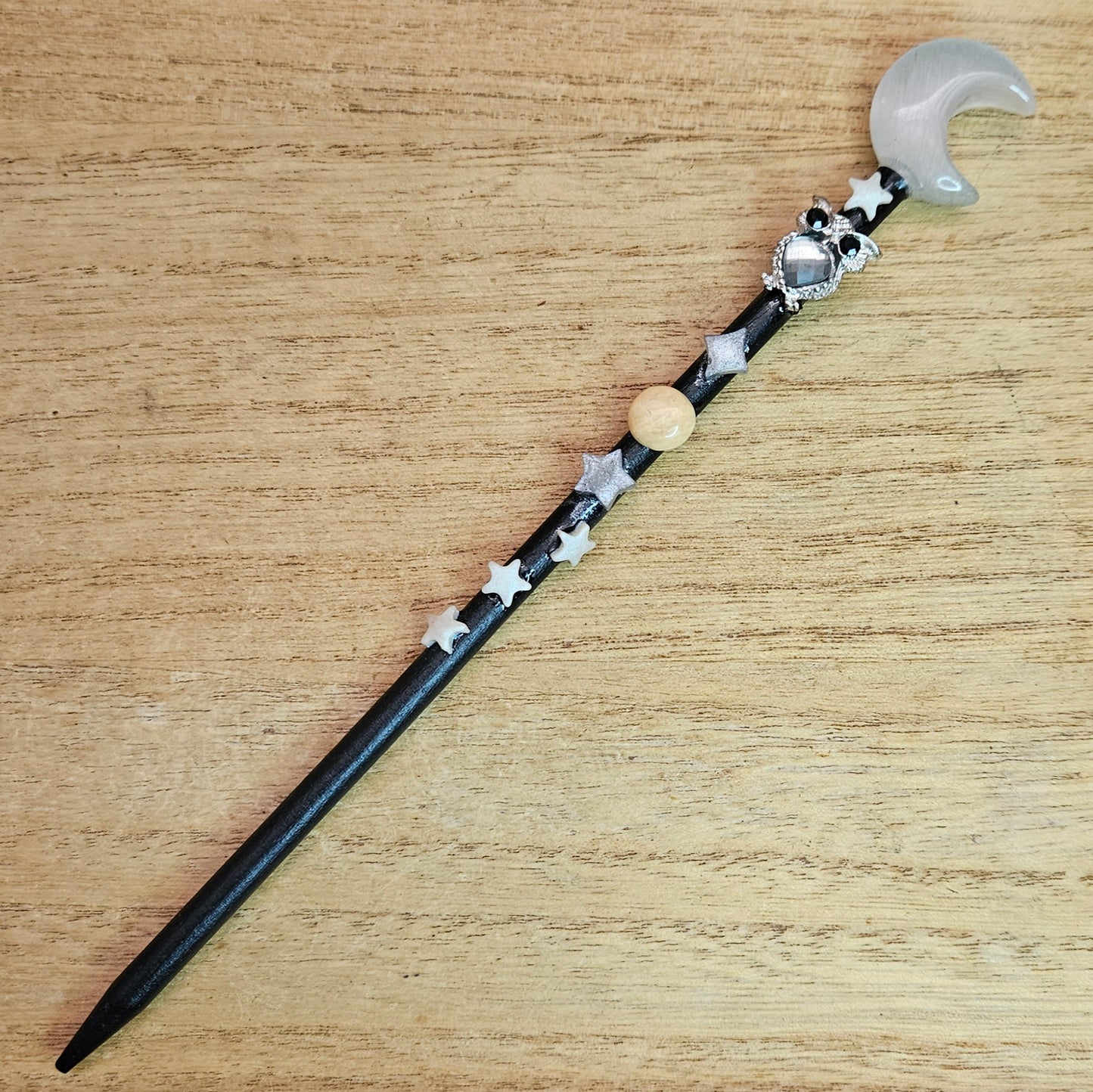 Black Moon Owl Wand. Silver Cats Eye.